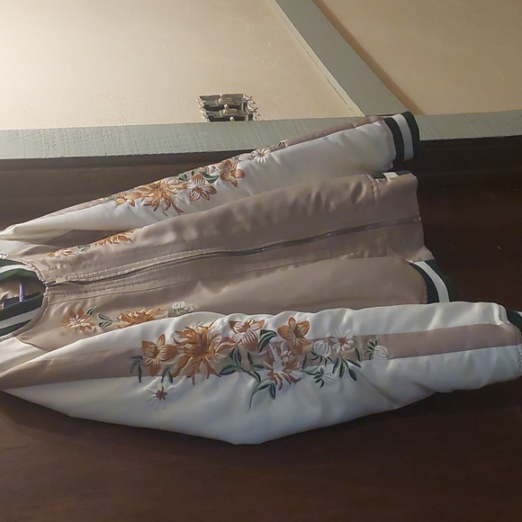 Silk bomber jacket - Picture 3 of 5